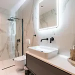 D&r Boutique R Villa Gennadi