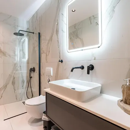 D&r Boutique R Villa Gennadi